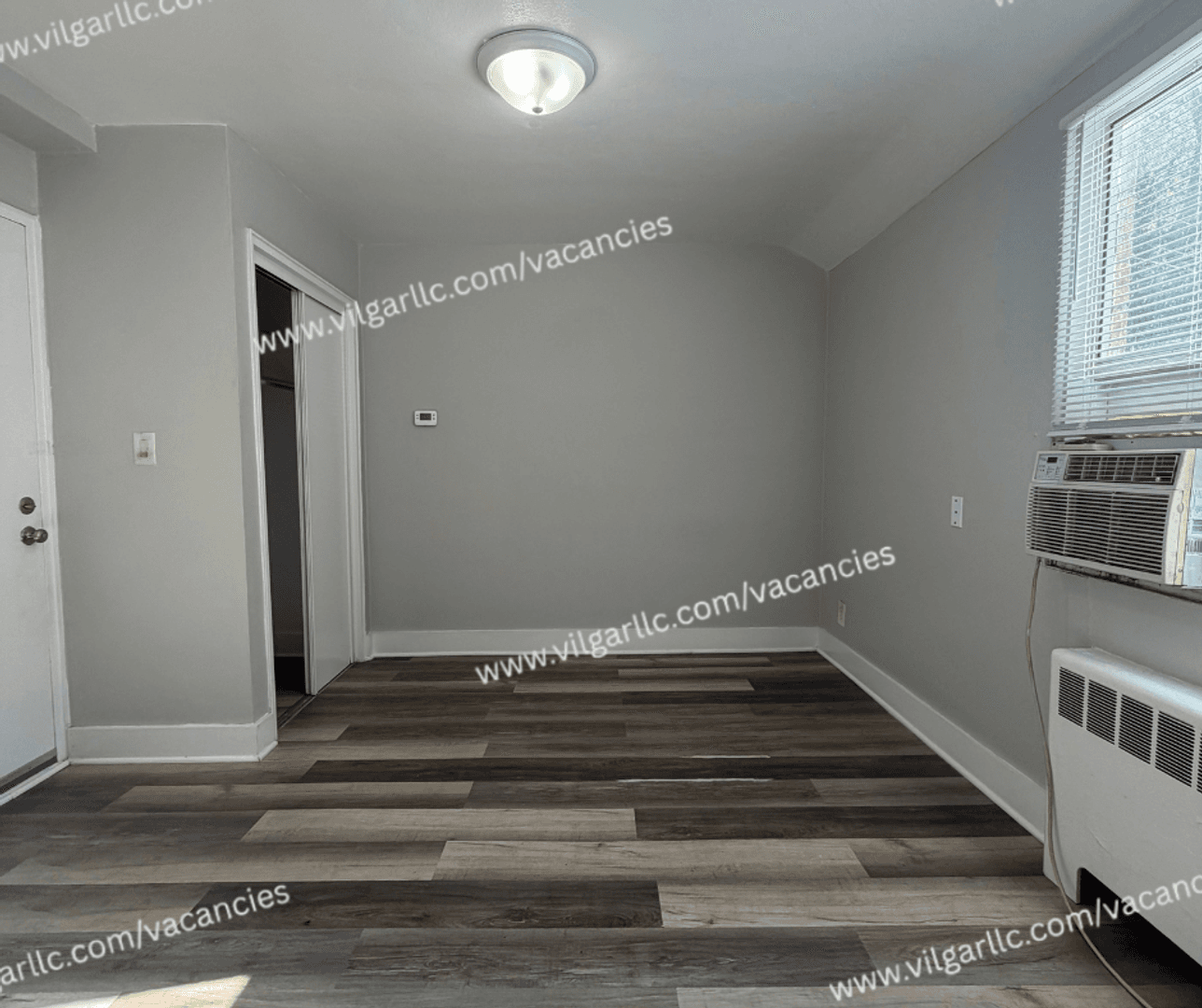 La Porte Apartment: 1520 Monroe St,