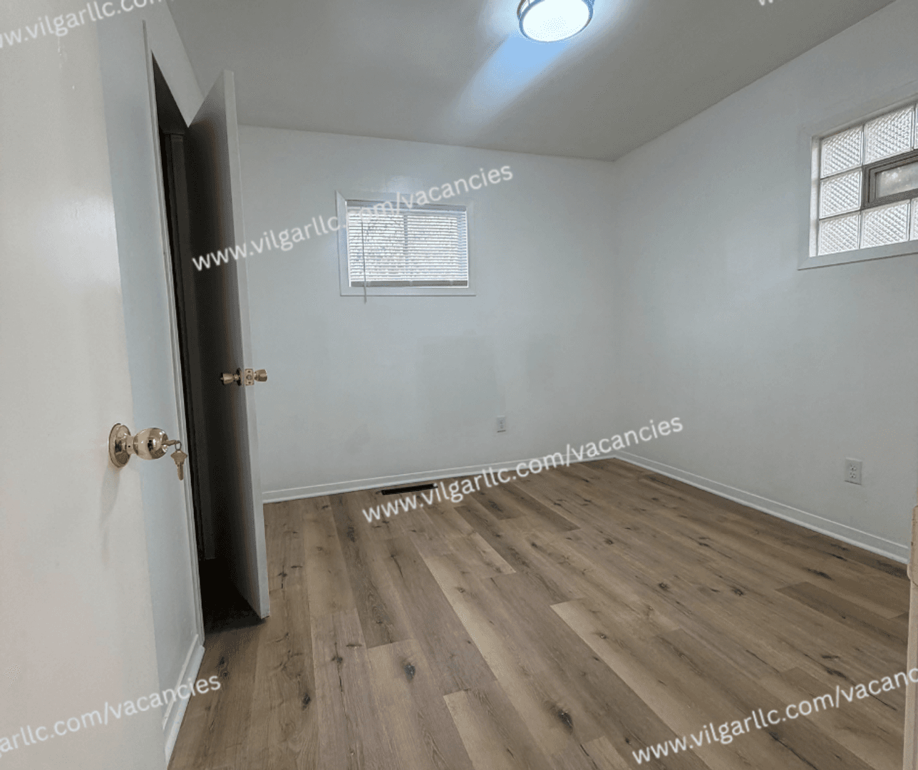 Gary House: 2700 Central Dr