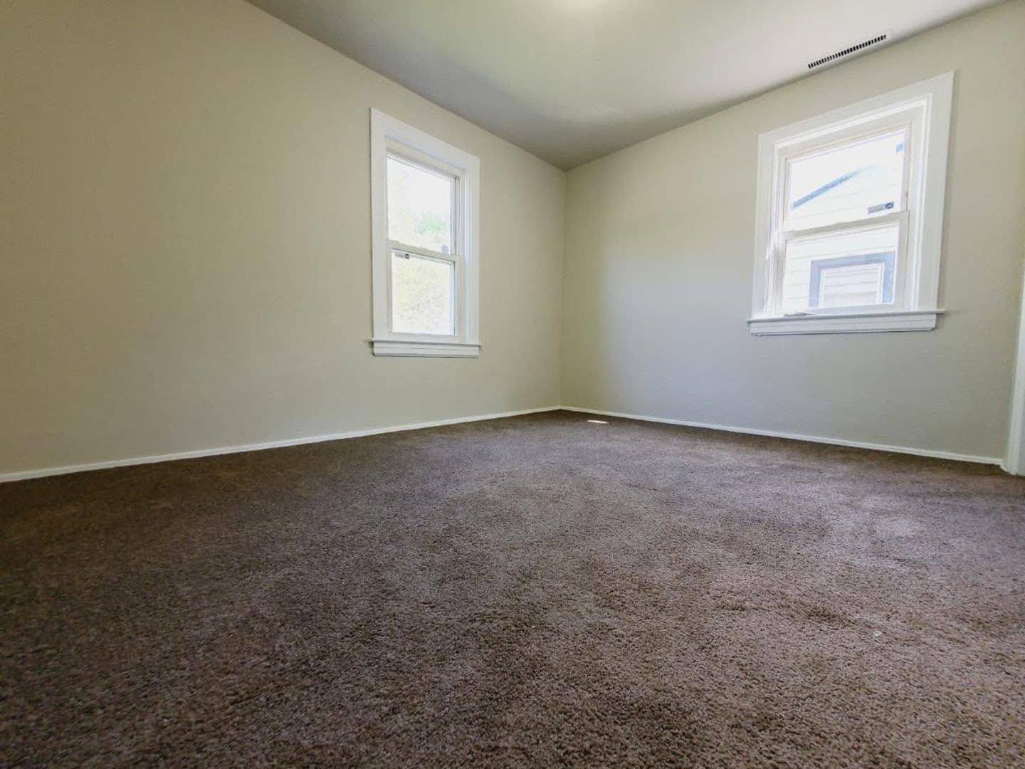 Gary House: 2358 Vermont St