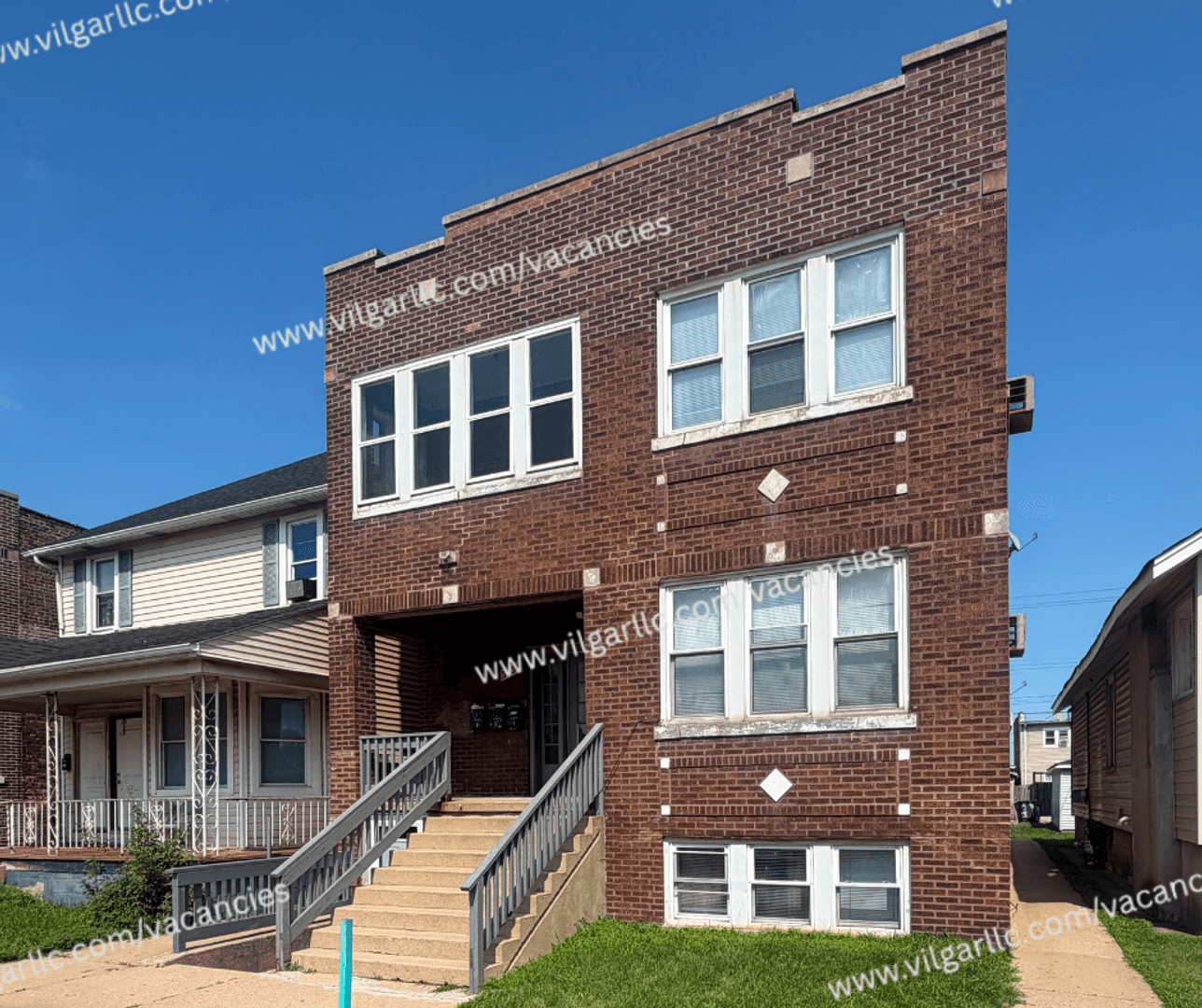 East Chicago Apartment: 3931 Ivy St.