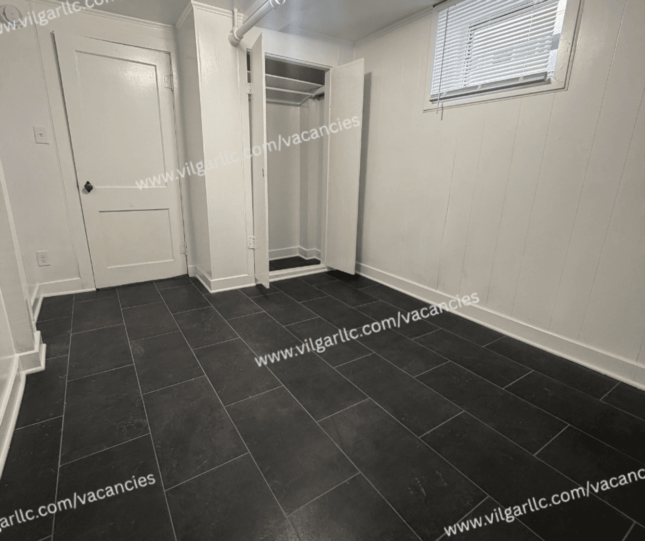 East Chicago Apartment: 4840 Indianapolis Blvd