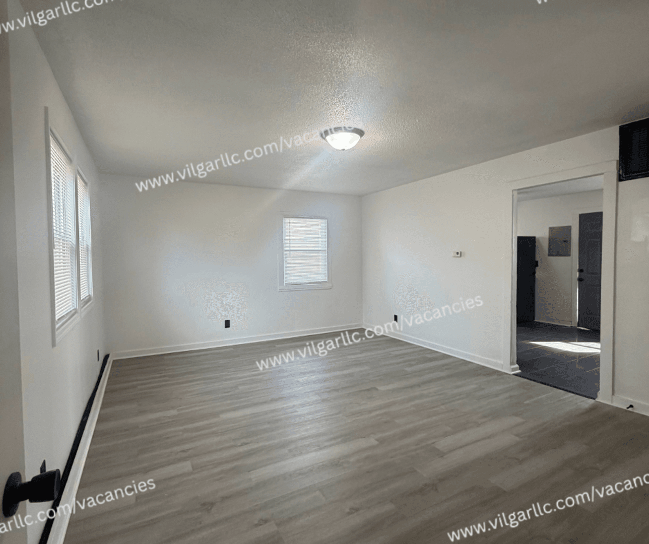 Gary House: 5121 E 10th Ave