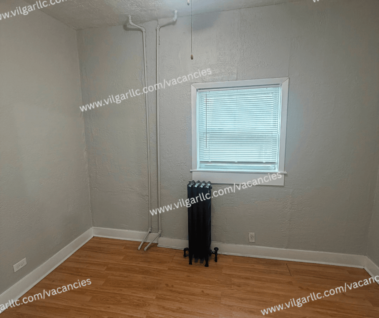 Hammond Apartment: 4232/4236 Grover
