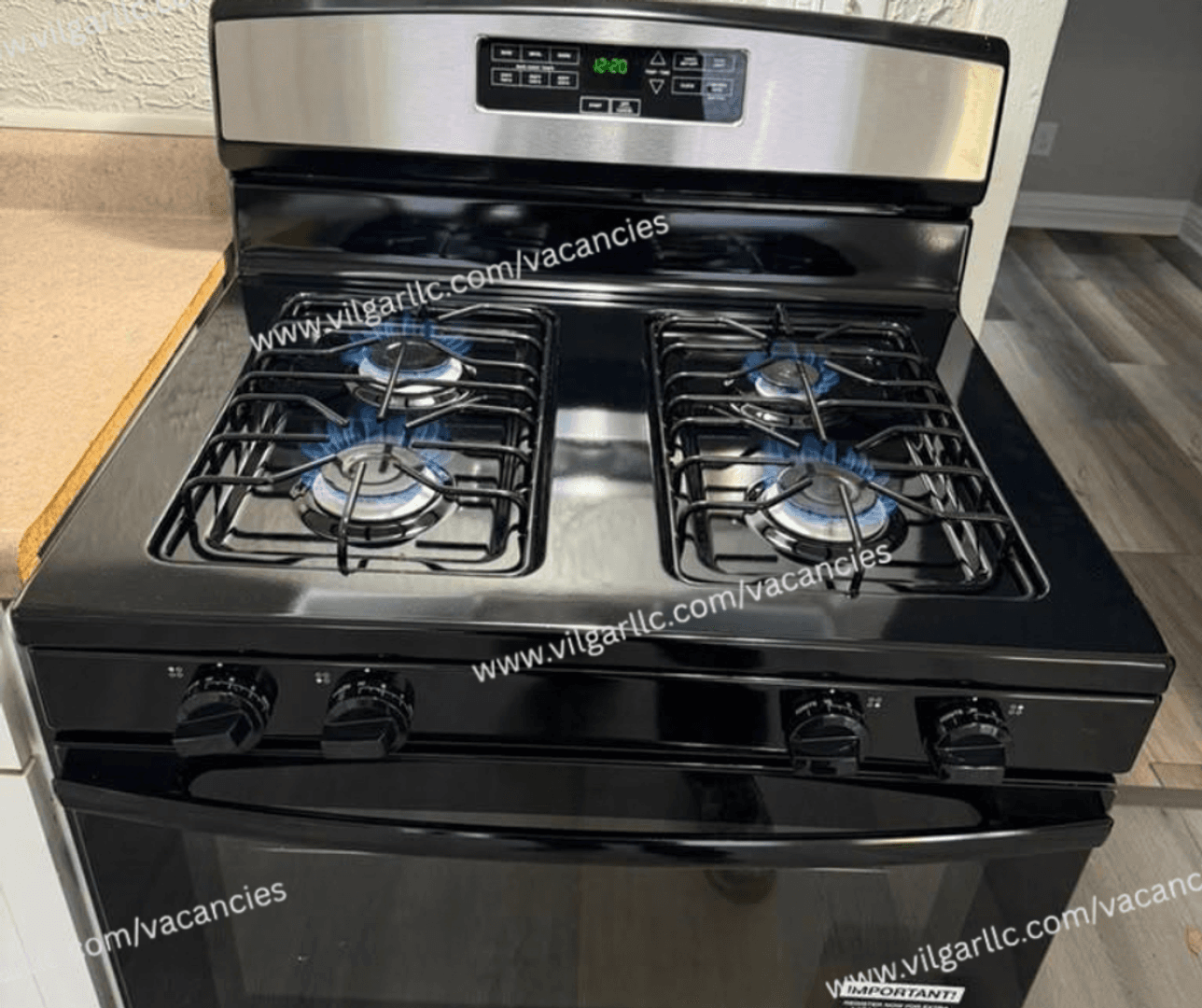 East Chicago Apartment: 3940 Deodar St