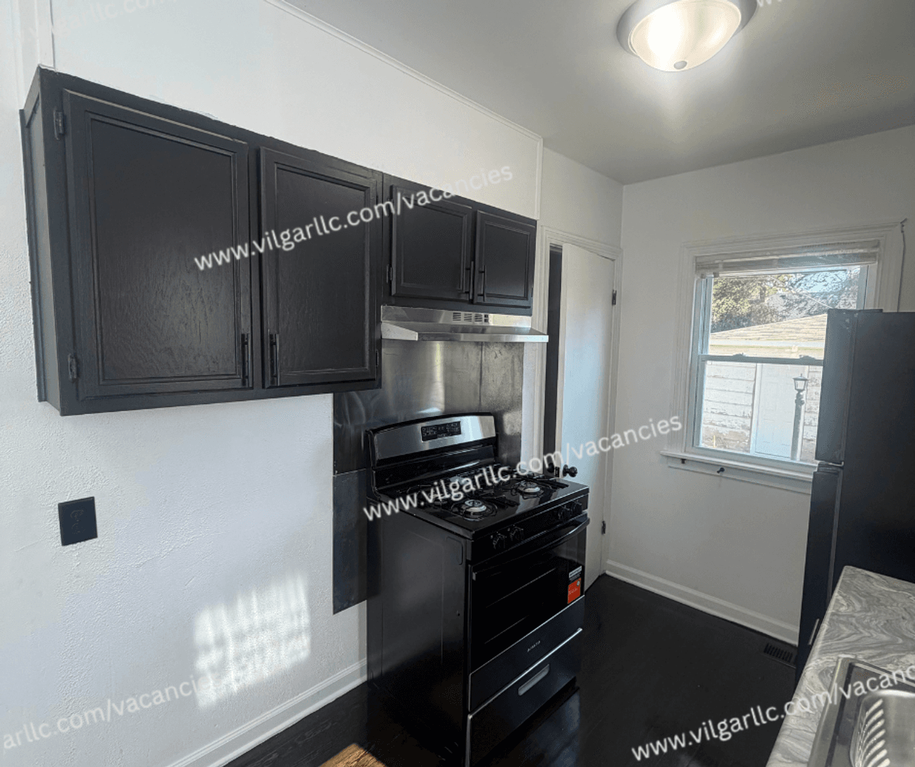 Gary House: 617 Burr St