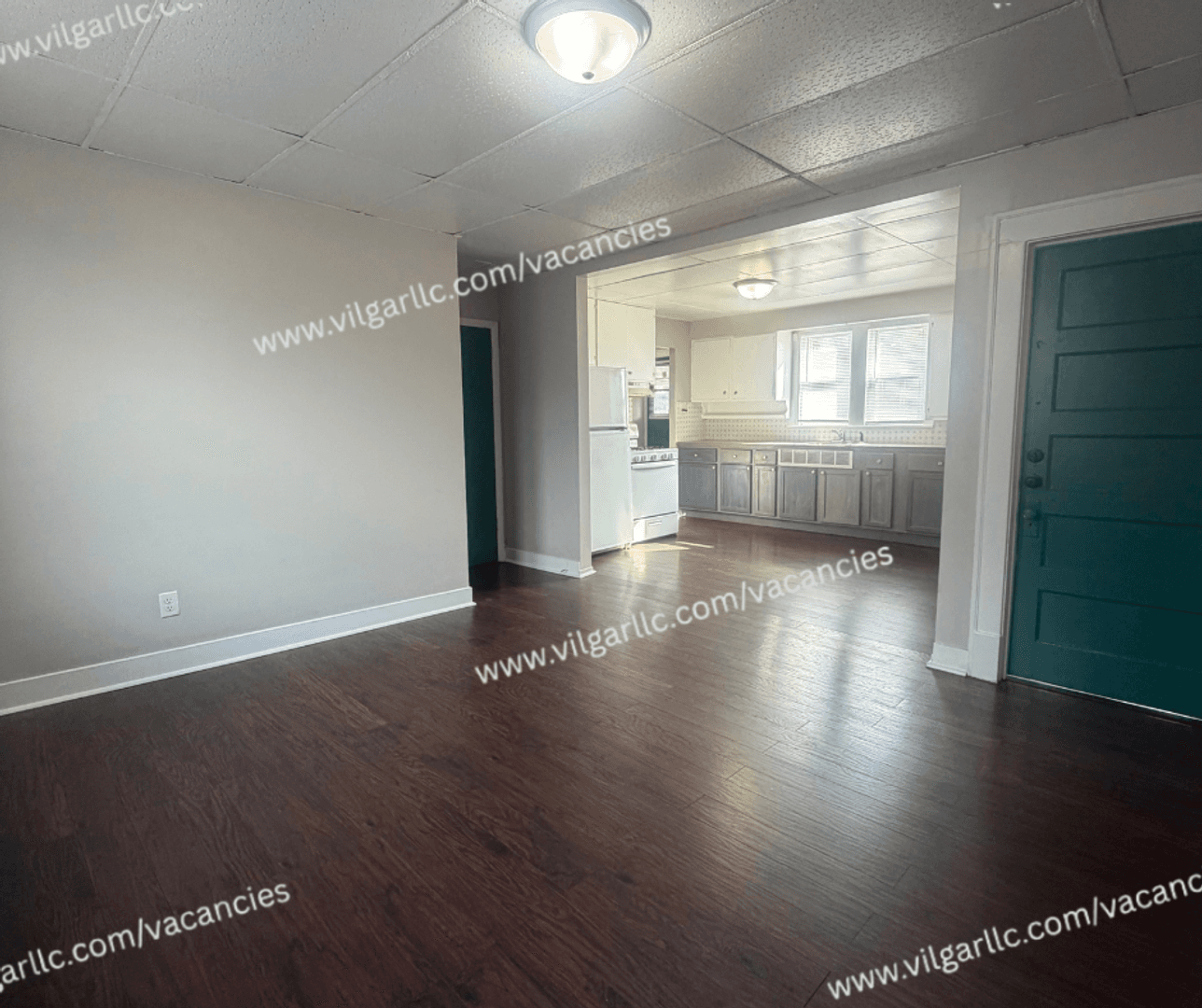 Hammond Apartment: 4403 Towle