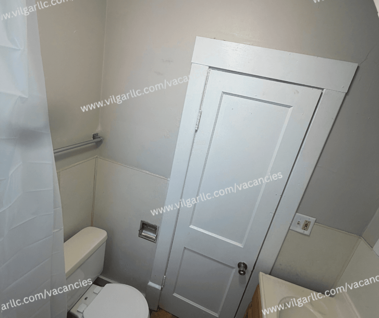 Gary Apartment: 1126 Rutledge St.
