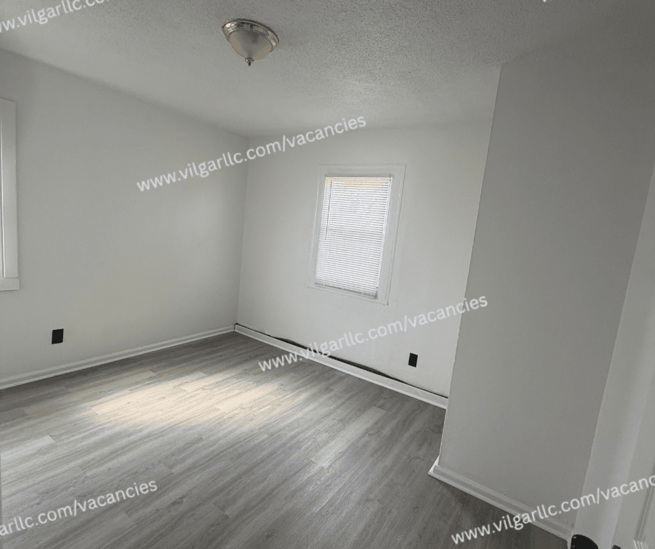 Gary House: 5121 E 10th Ave