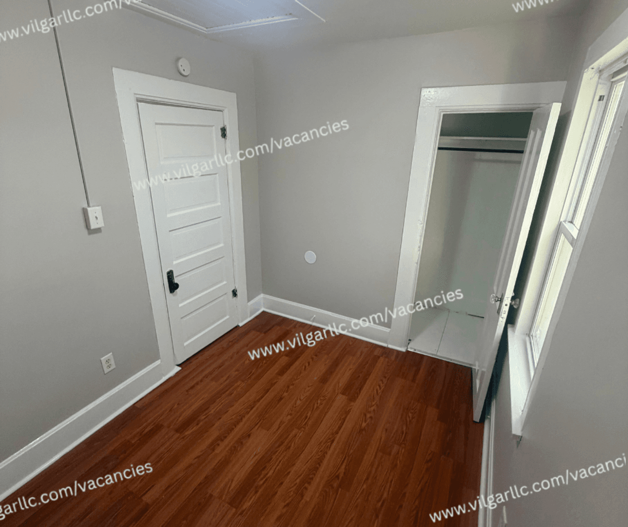 East Chicago Apartment: 5025 Tod Ave