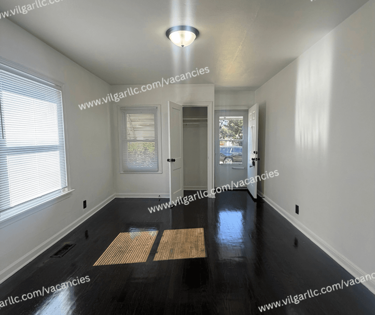 Gary House: 617 Burr St