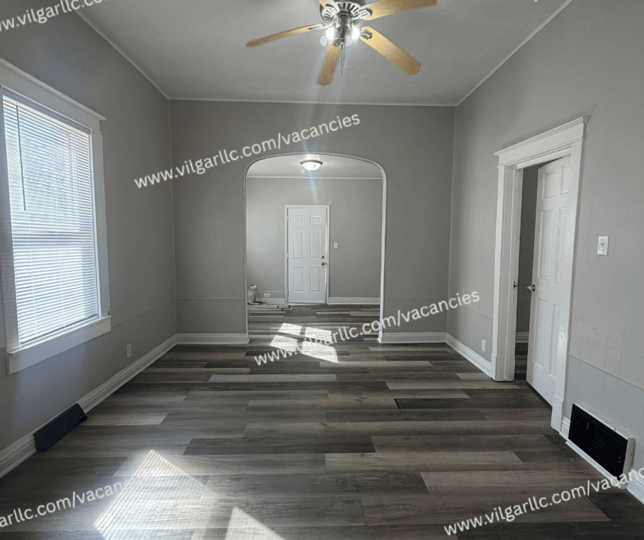 East Chicago Apartment: 3940 Deodar St
