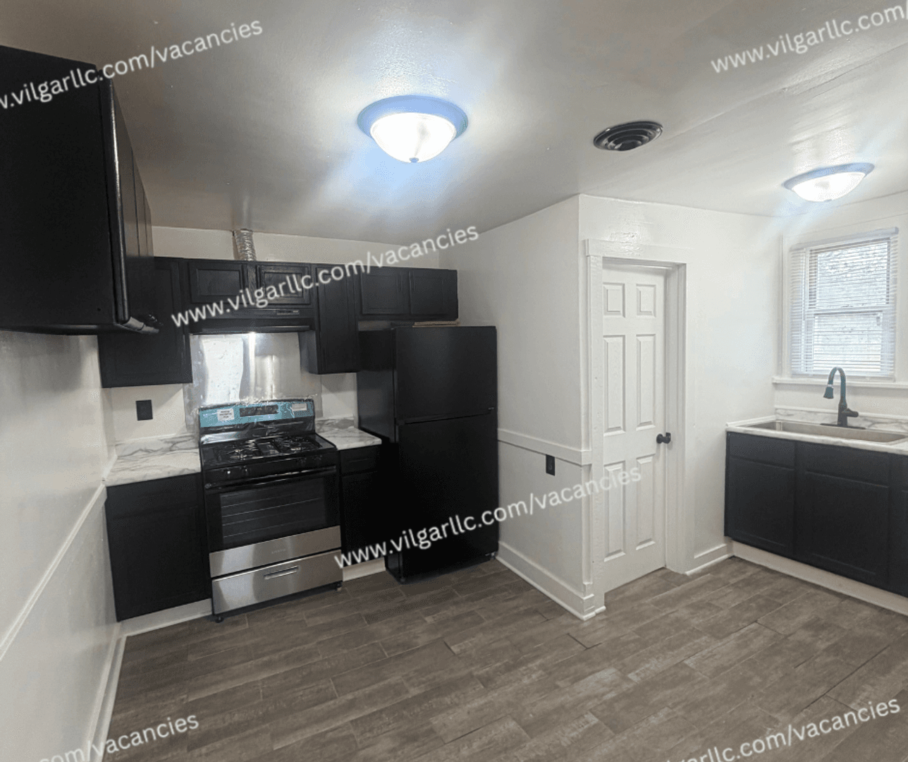 East Chicago Apartment: 5035 Tod Ave