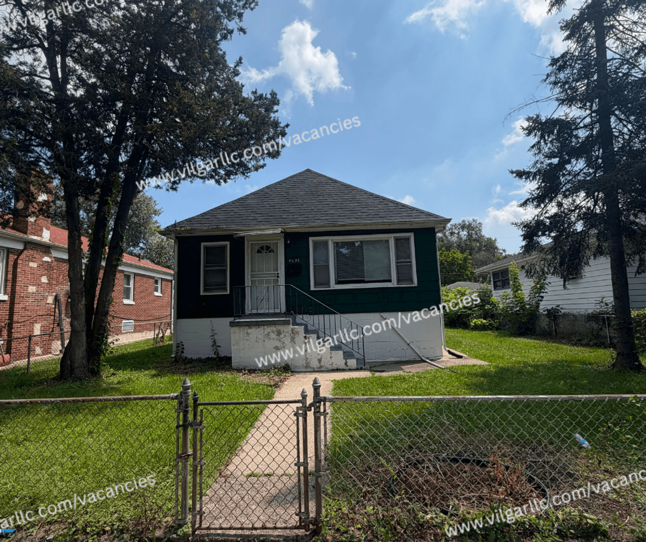 Gary House: 4639 Connecticut St