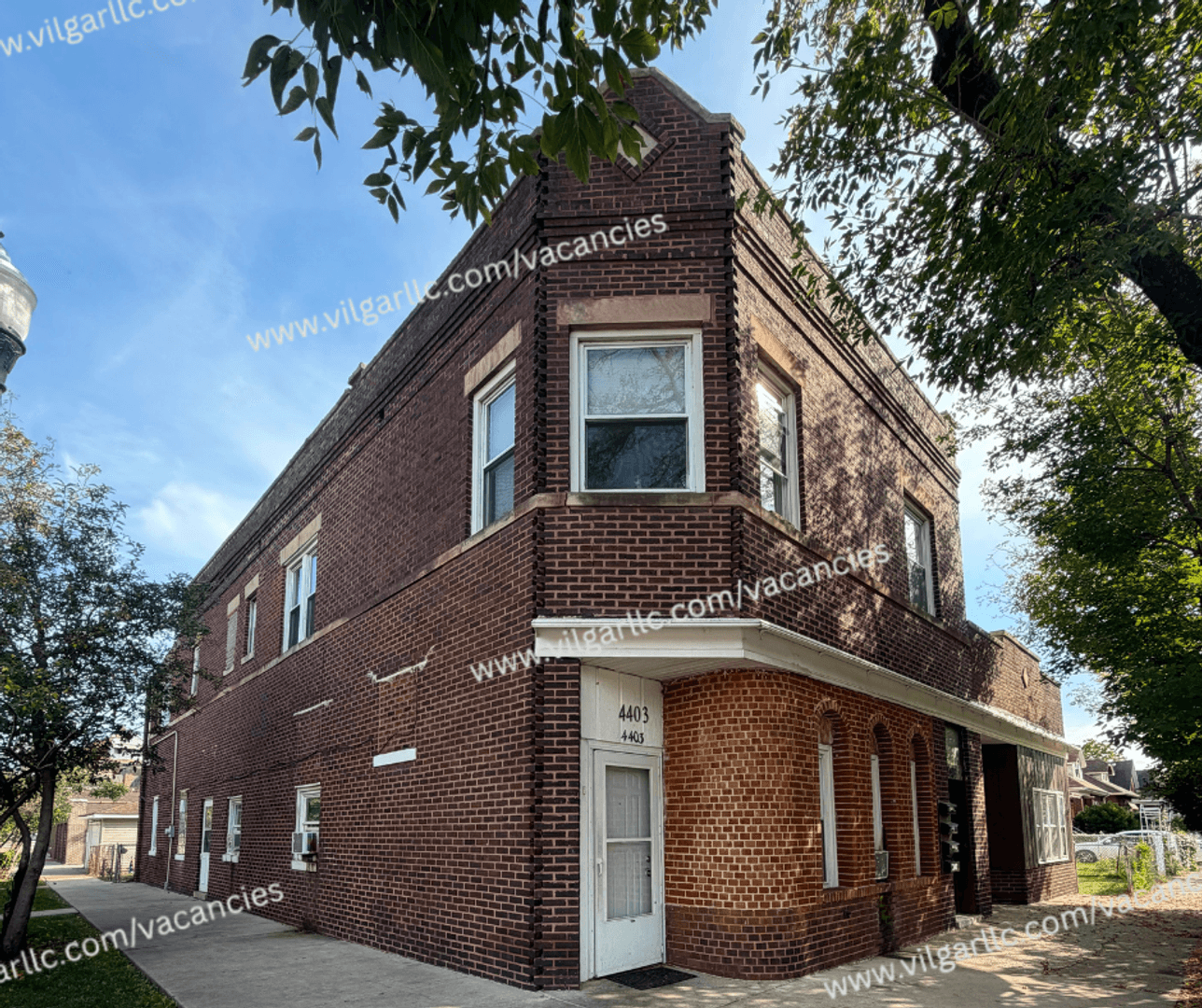 Hammond Apartment: 4403 Towle