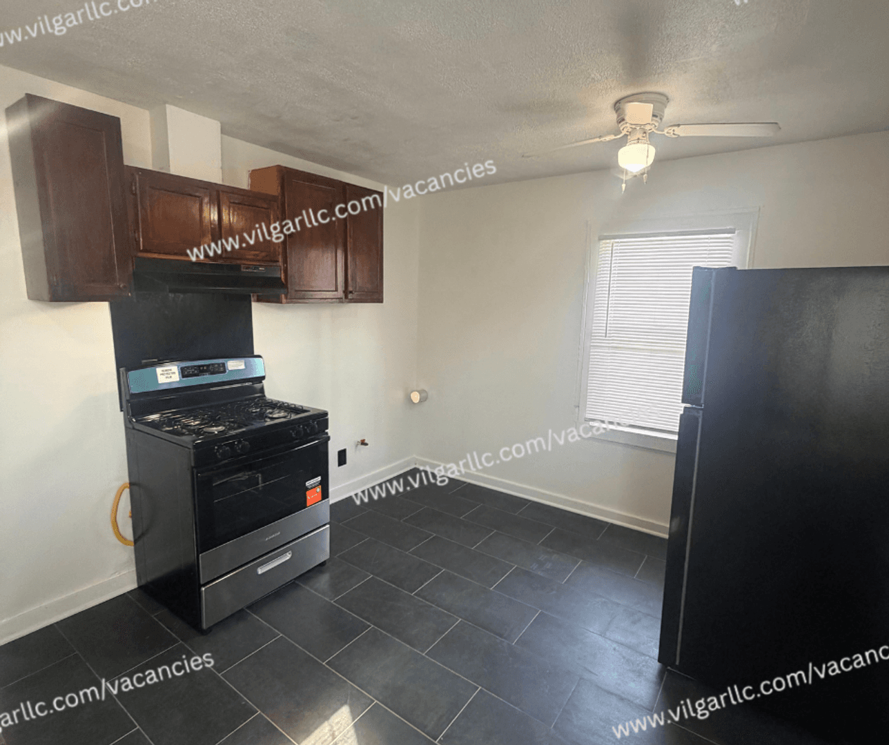 Gary House: 5121 E 10th Ave