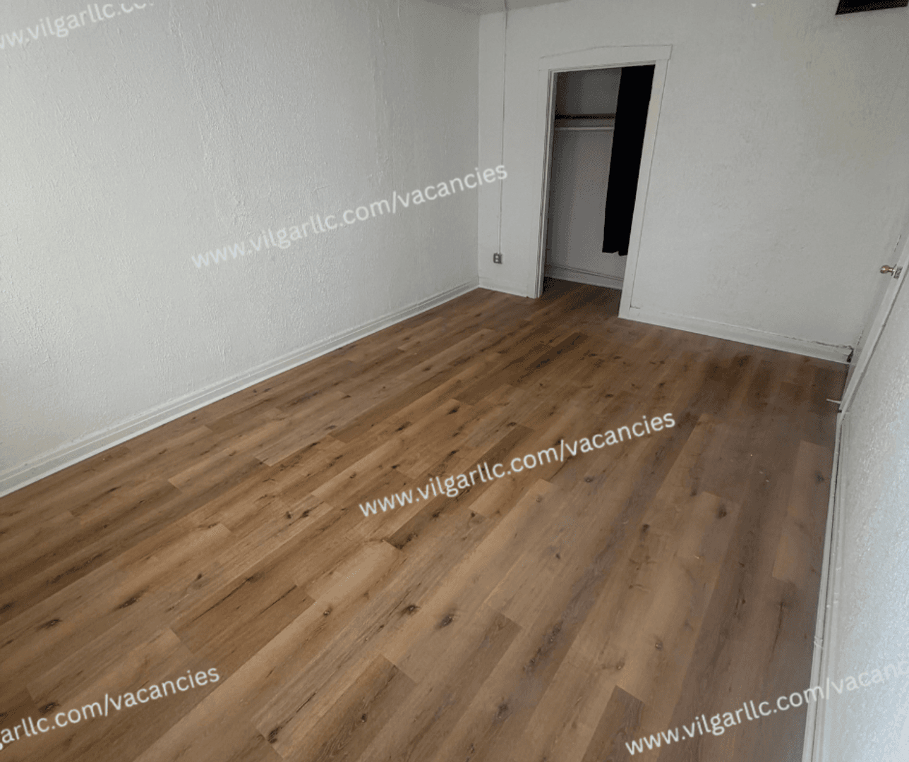 Gary Apartment: 1514 W 5th Ave