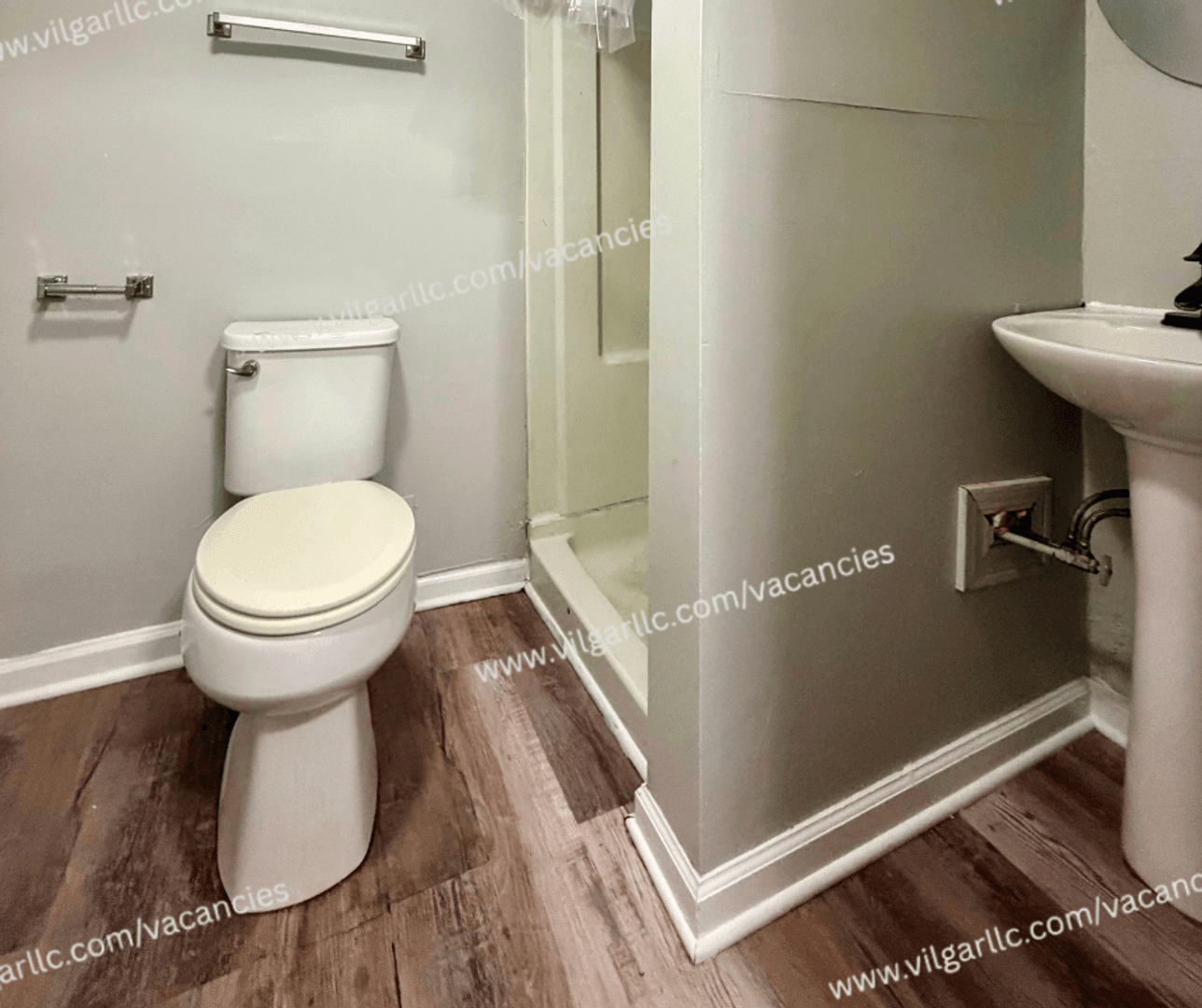 East Chicago Apartment: 5006 Magoun