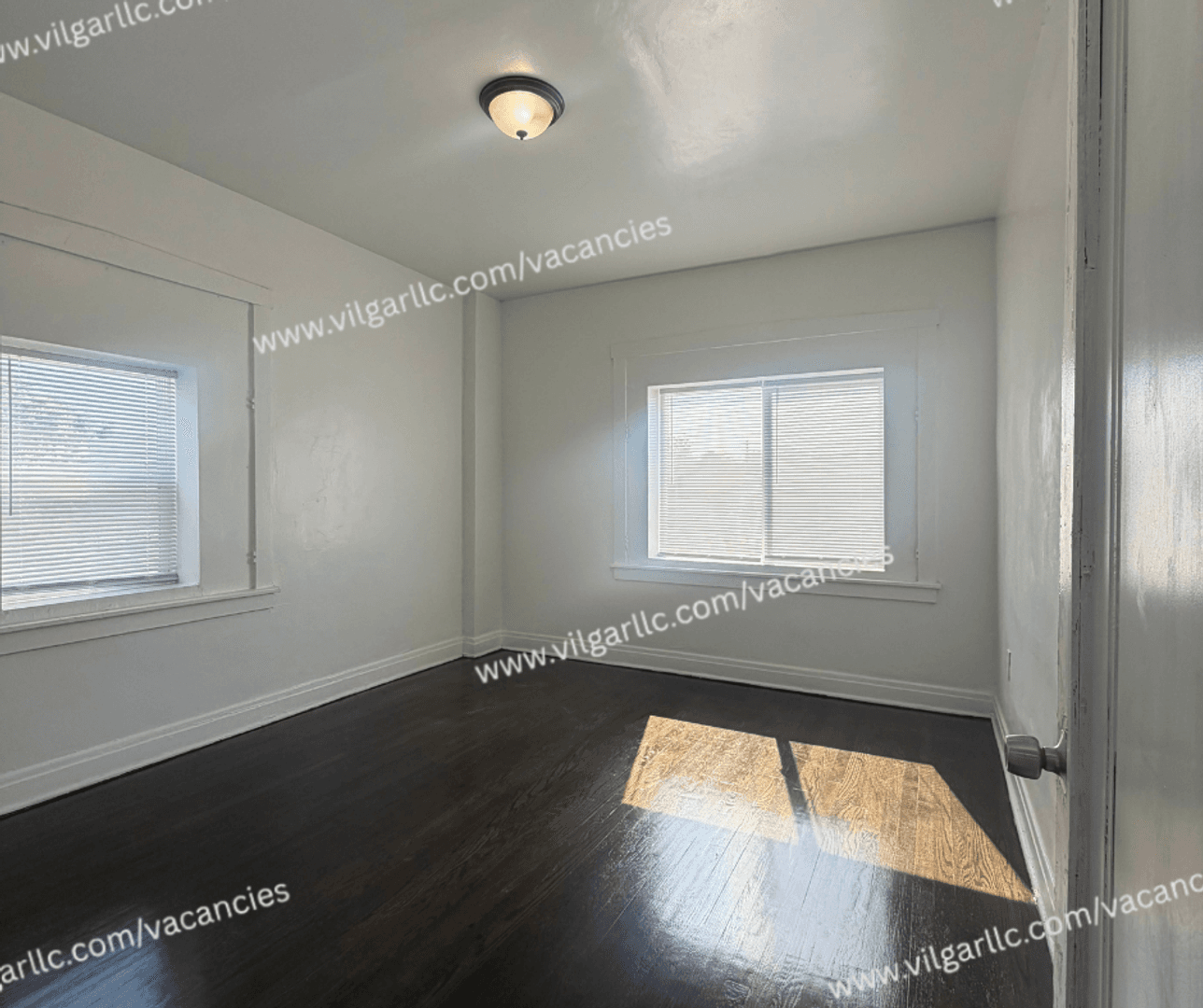 Gary Apartment: 1514 W 5th Ave