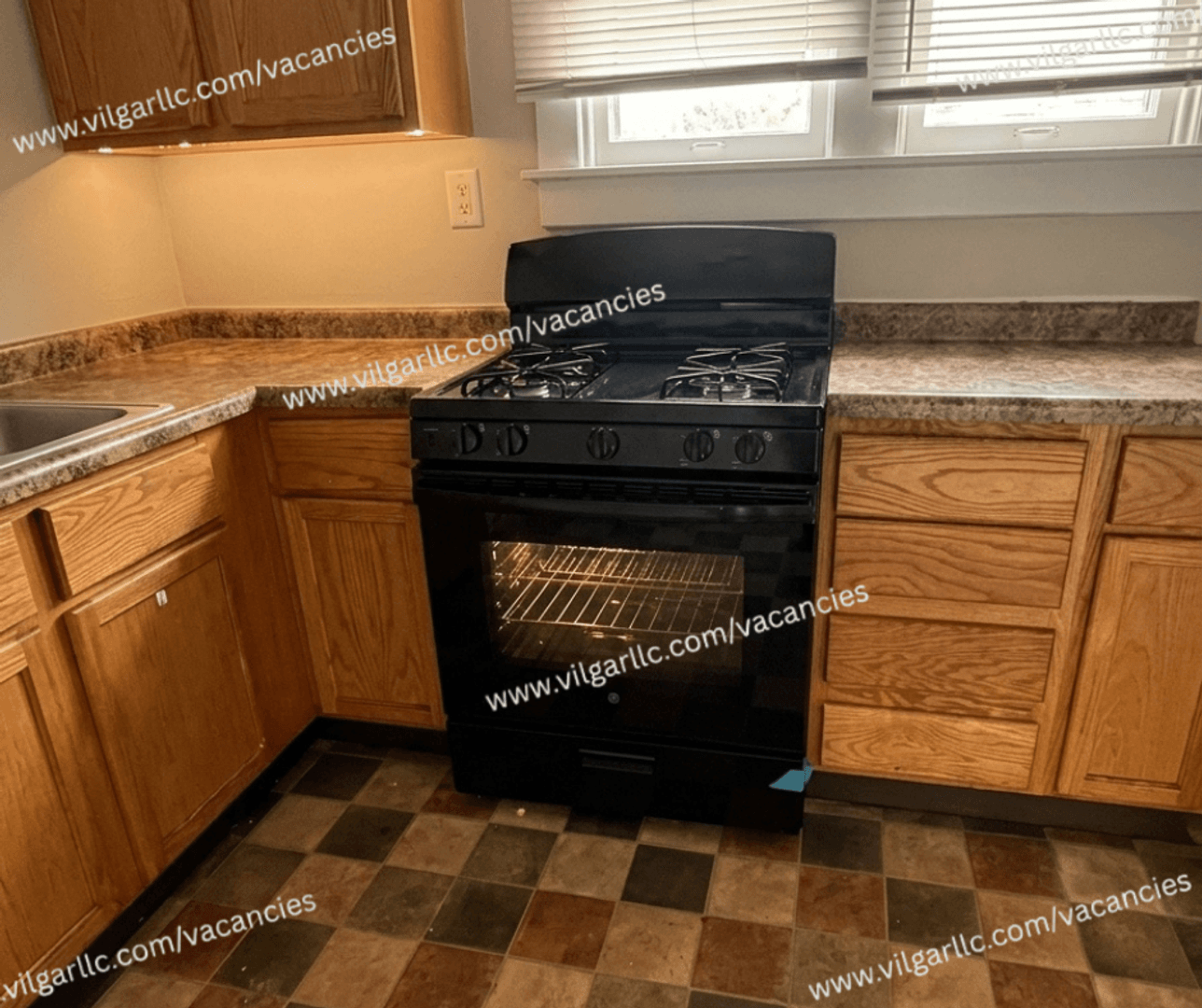 Gary Apartment: 1126 Rutledge St.