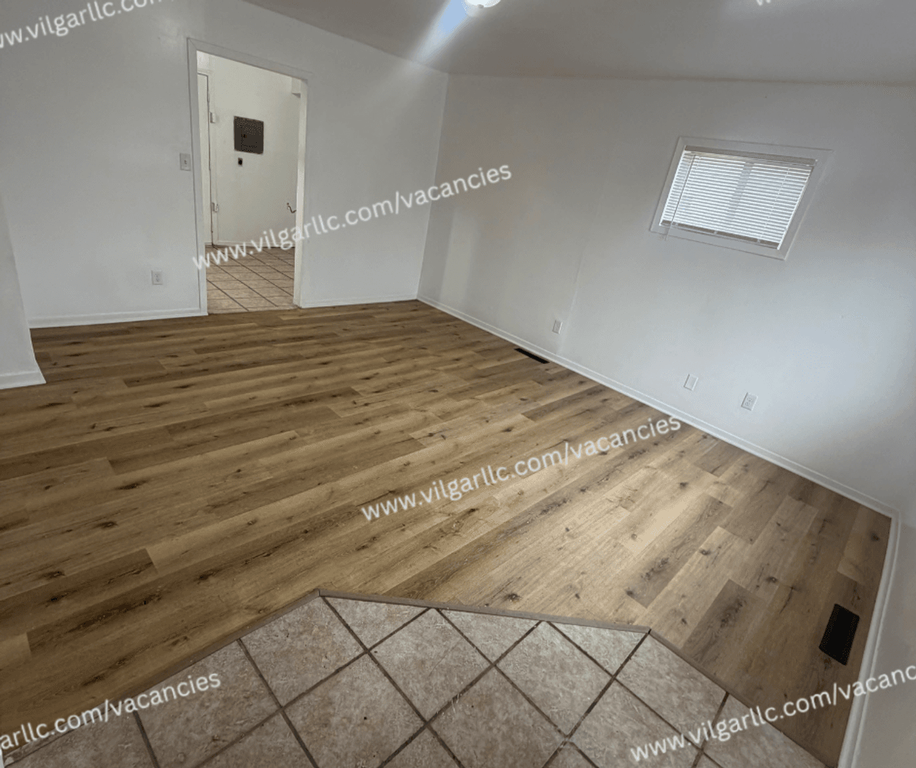 Gary House: 2700 Central Dr