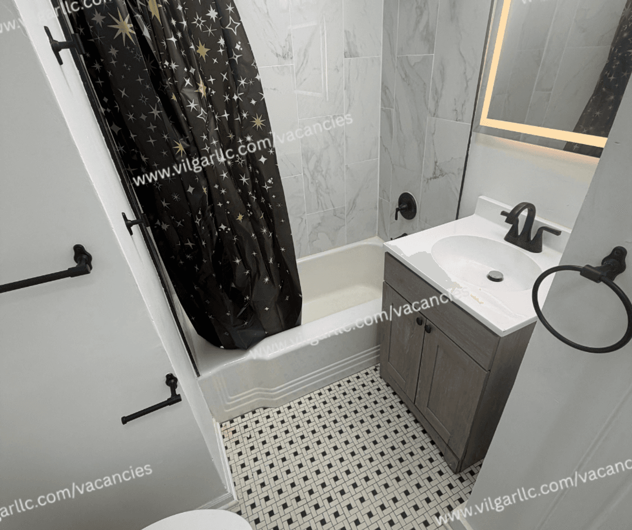 Gary House: 617 Burr St
