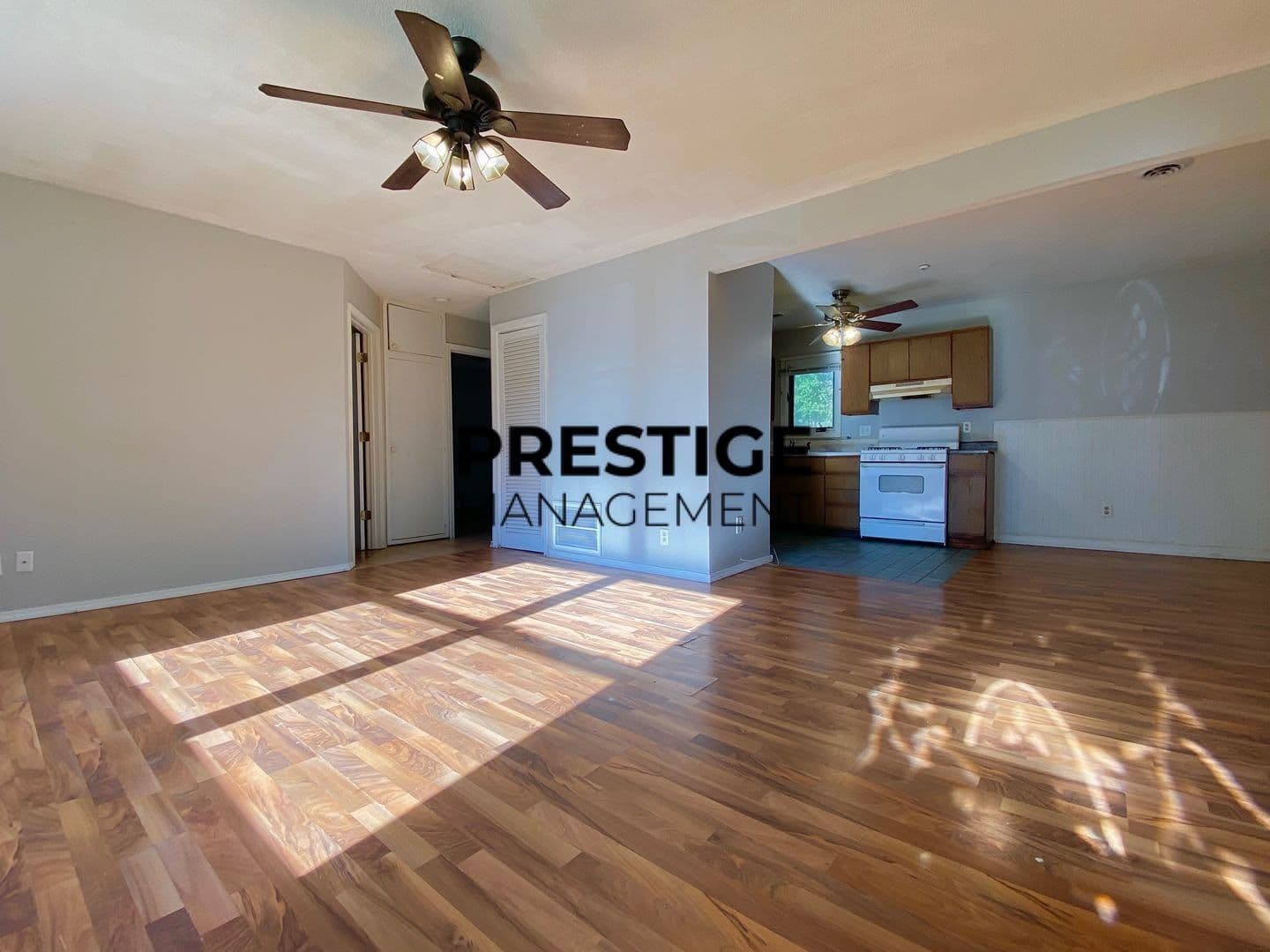Hammond House: 7732 Birch Dr