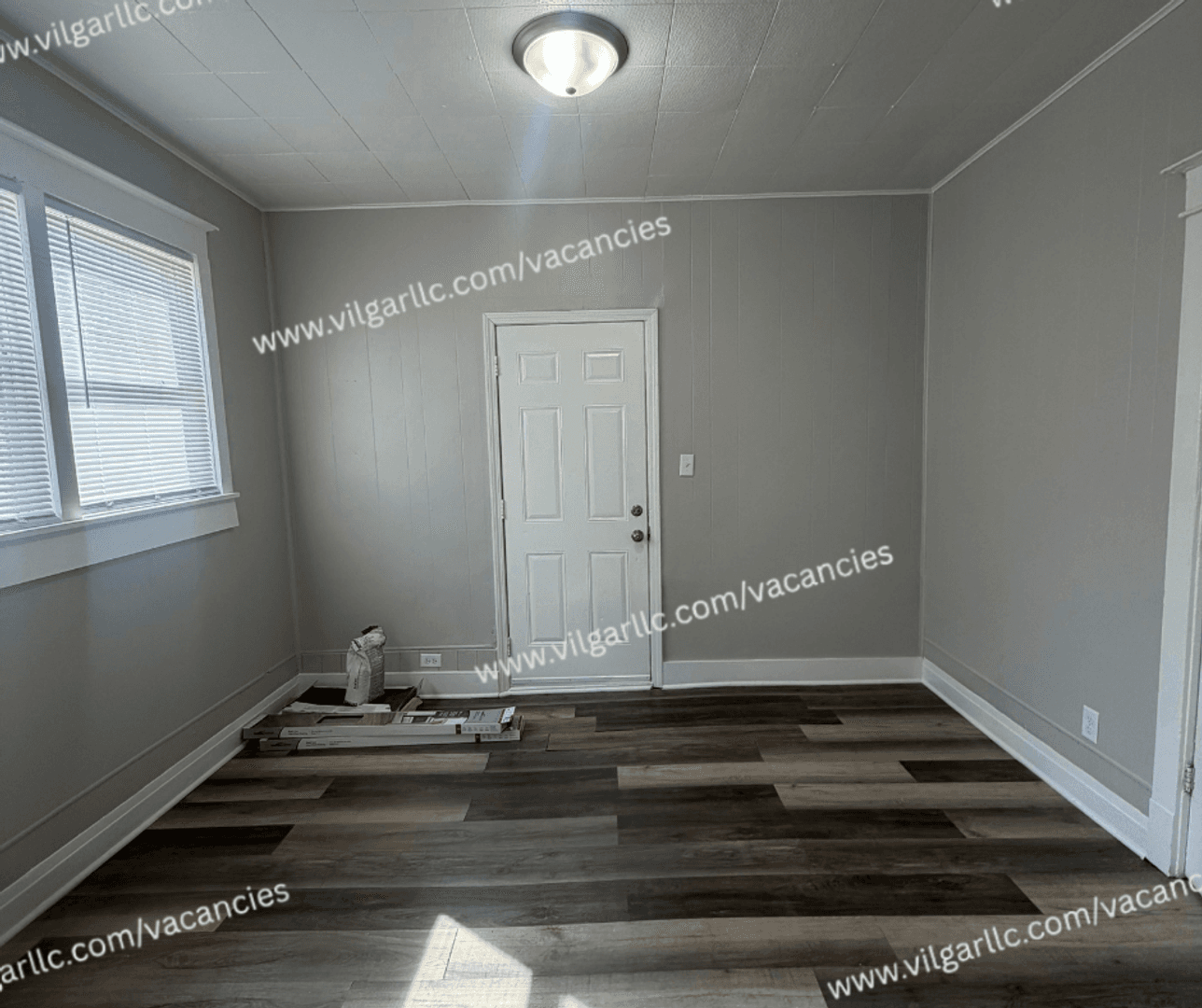 East Chicago Apartment: 3940 Deodar St