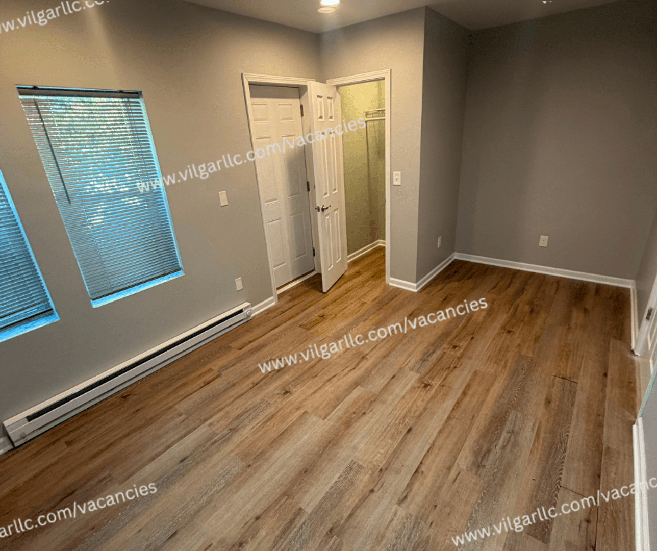 Hammond Apartment: 4735 Hohman Avenue
