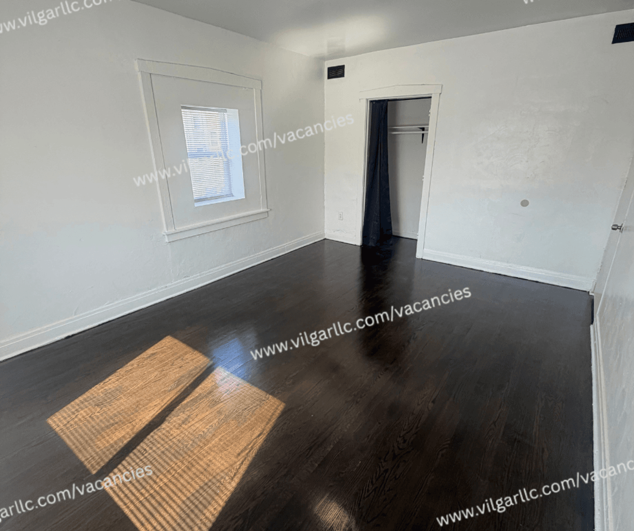 Gary Apartment: 1514 W 5th Ave