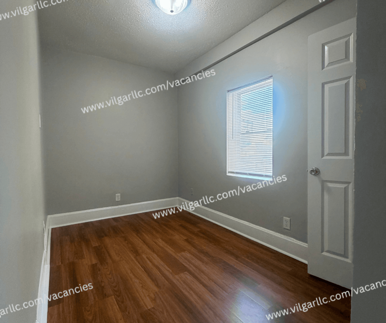 East Chicago Apartment: 5006 Magoun