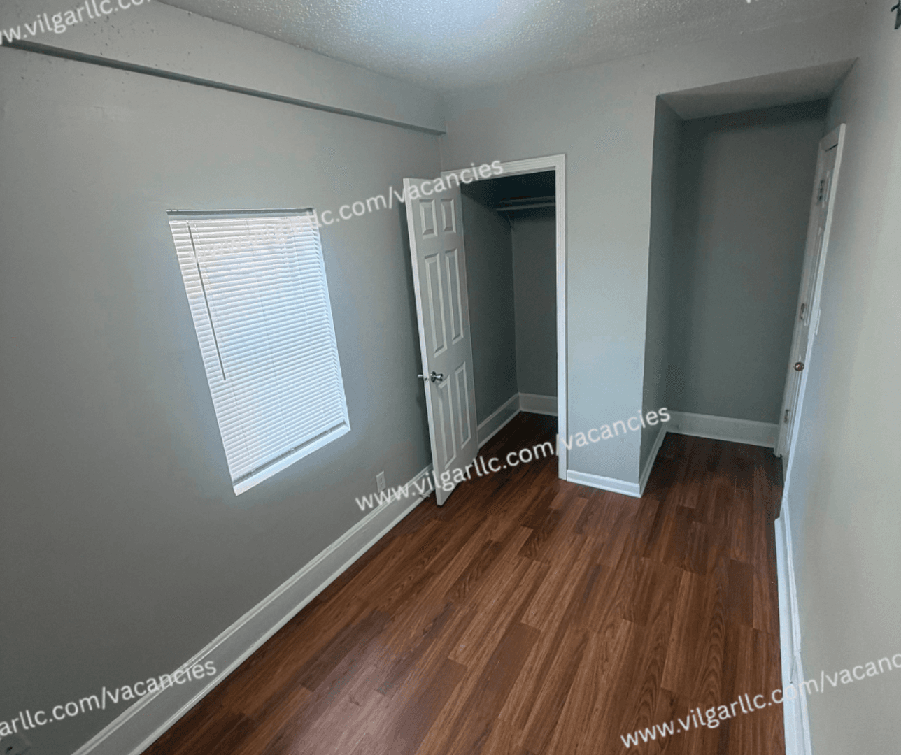East Chicago Apartment: 5006 Magoun