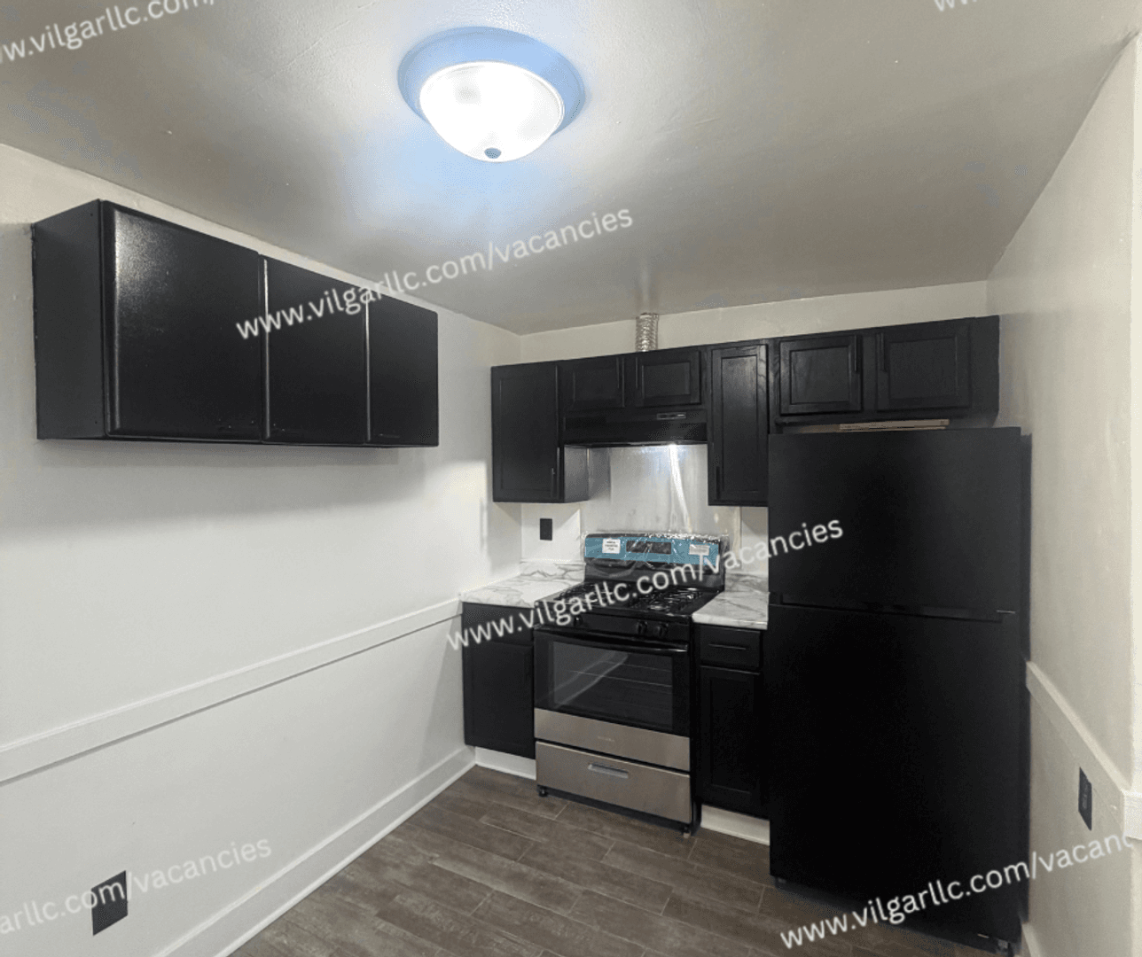 East Chicago Apartment: 5035 Tod Ave