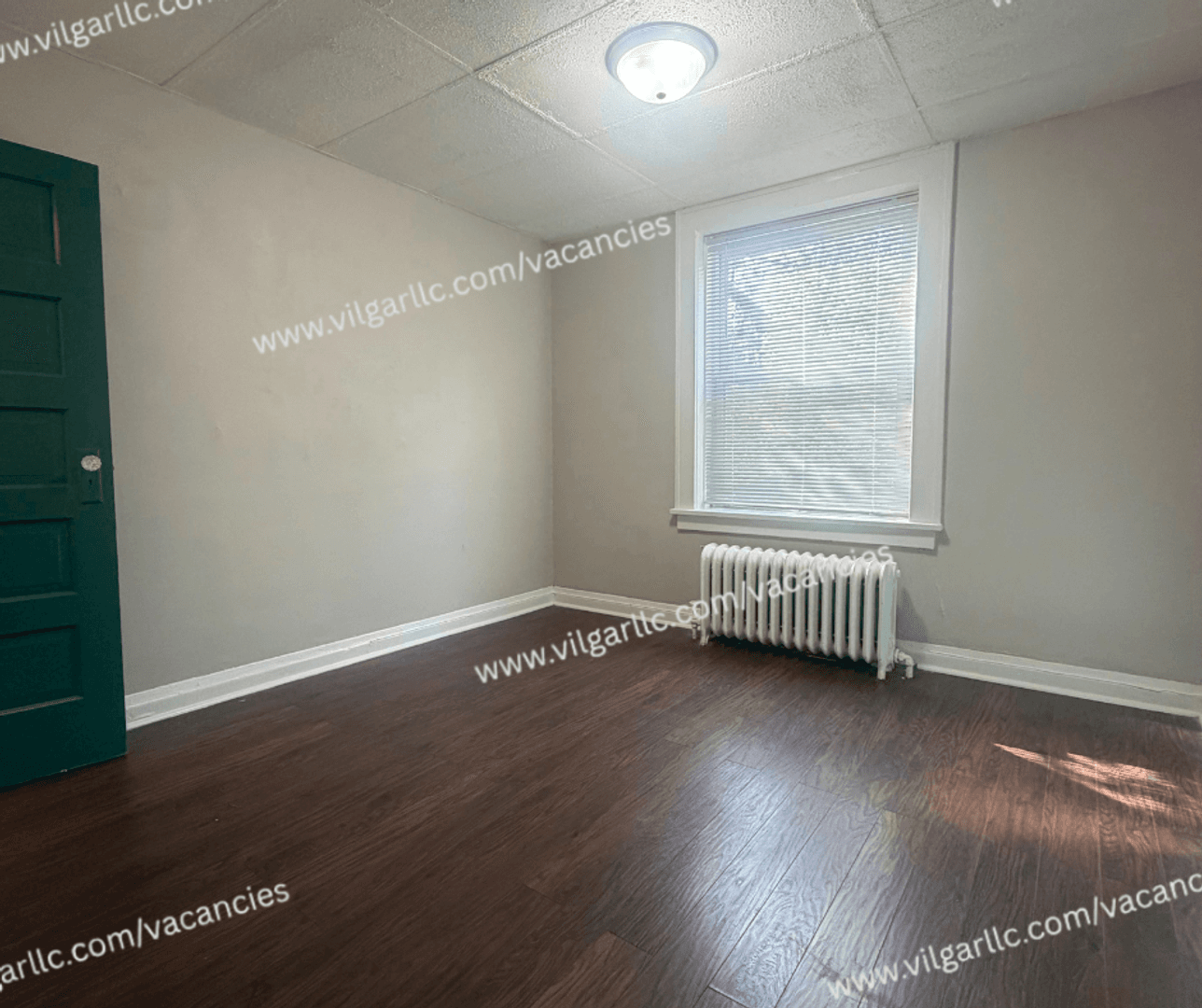 Hammond Apartment: 4403 Towle