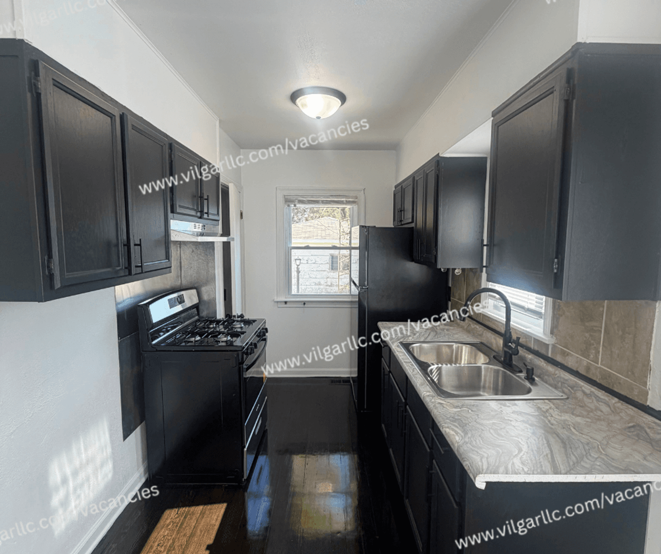 Gary House: 617 Burr St