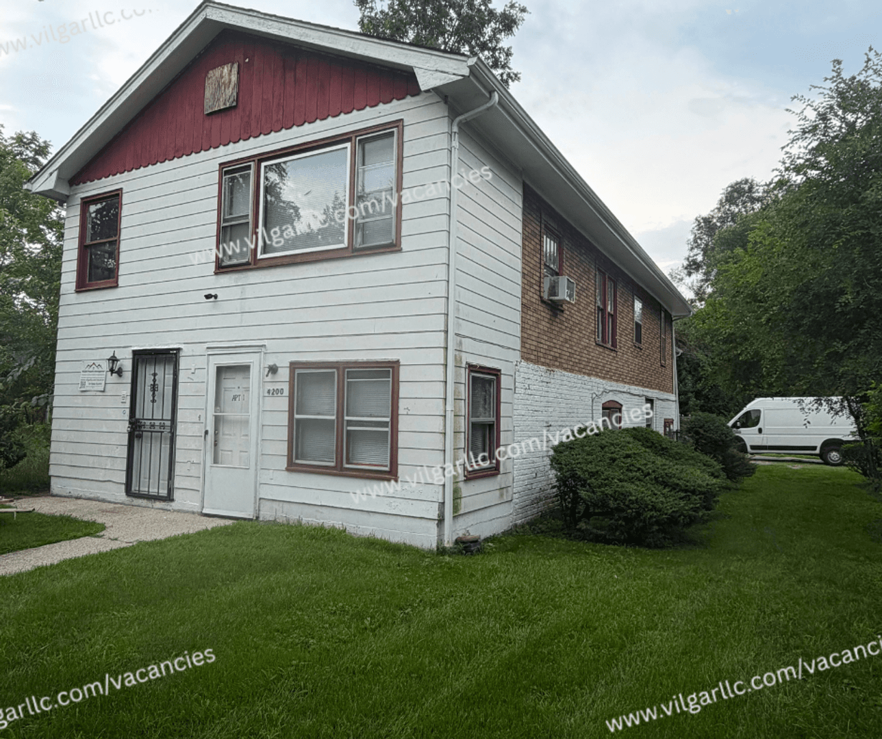 Gary Apartment: 4200 Jefferson