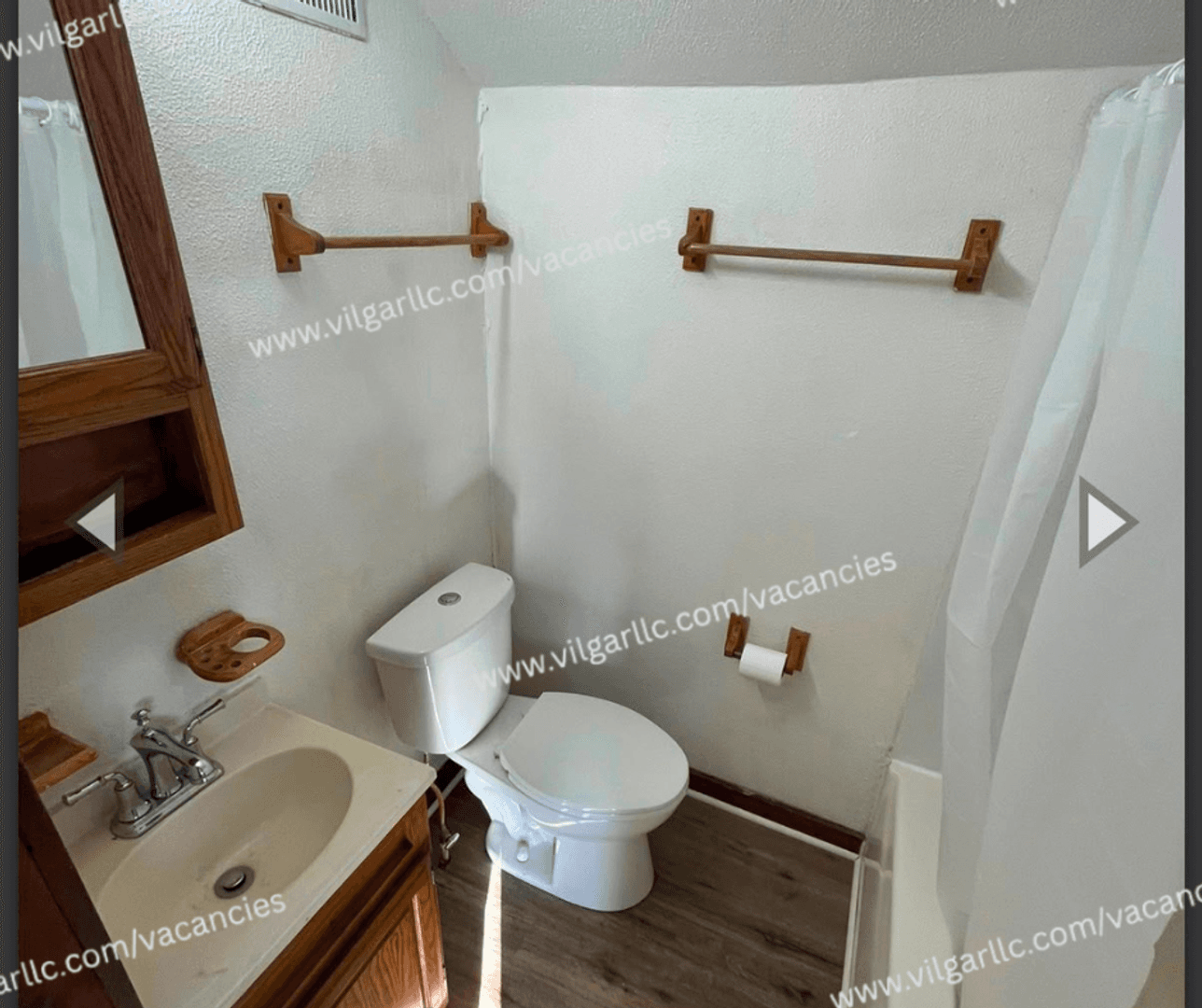 La Porte Apartment: 110  Jefferson Avenue
