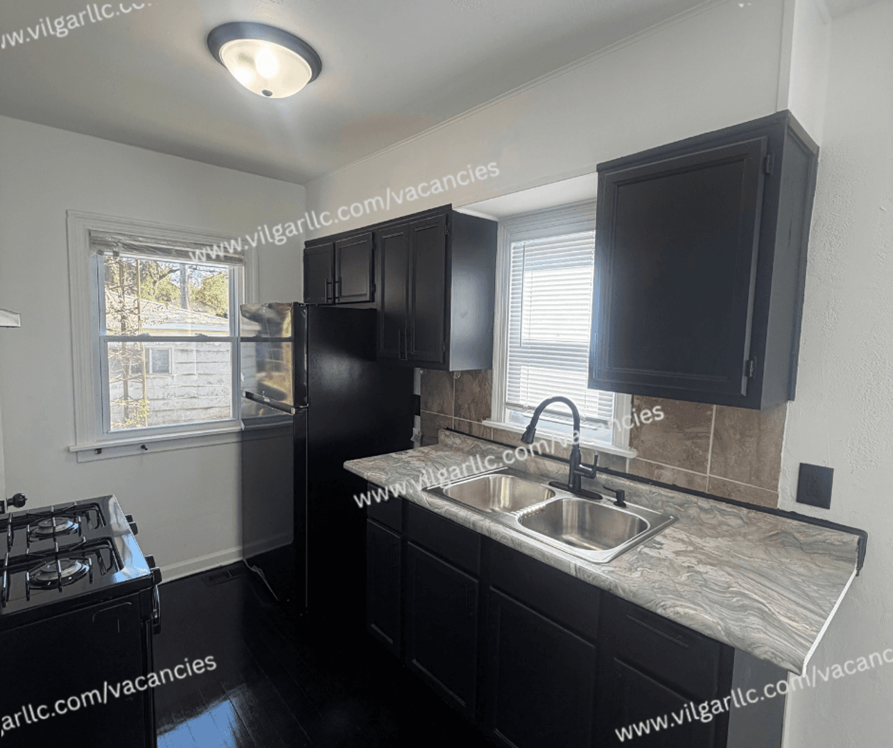 Gary House: 617 Burr St