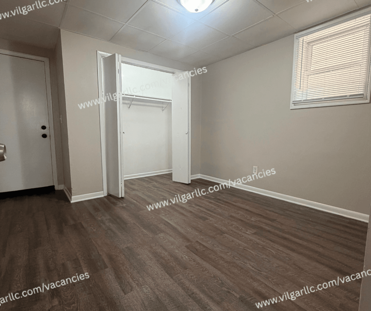 East Chicago Apartment: 3931 Ivy St.