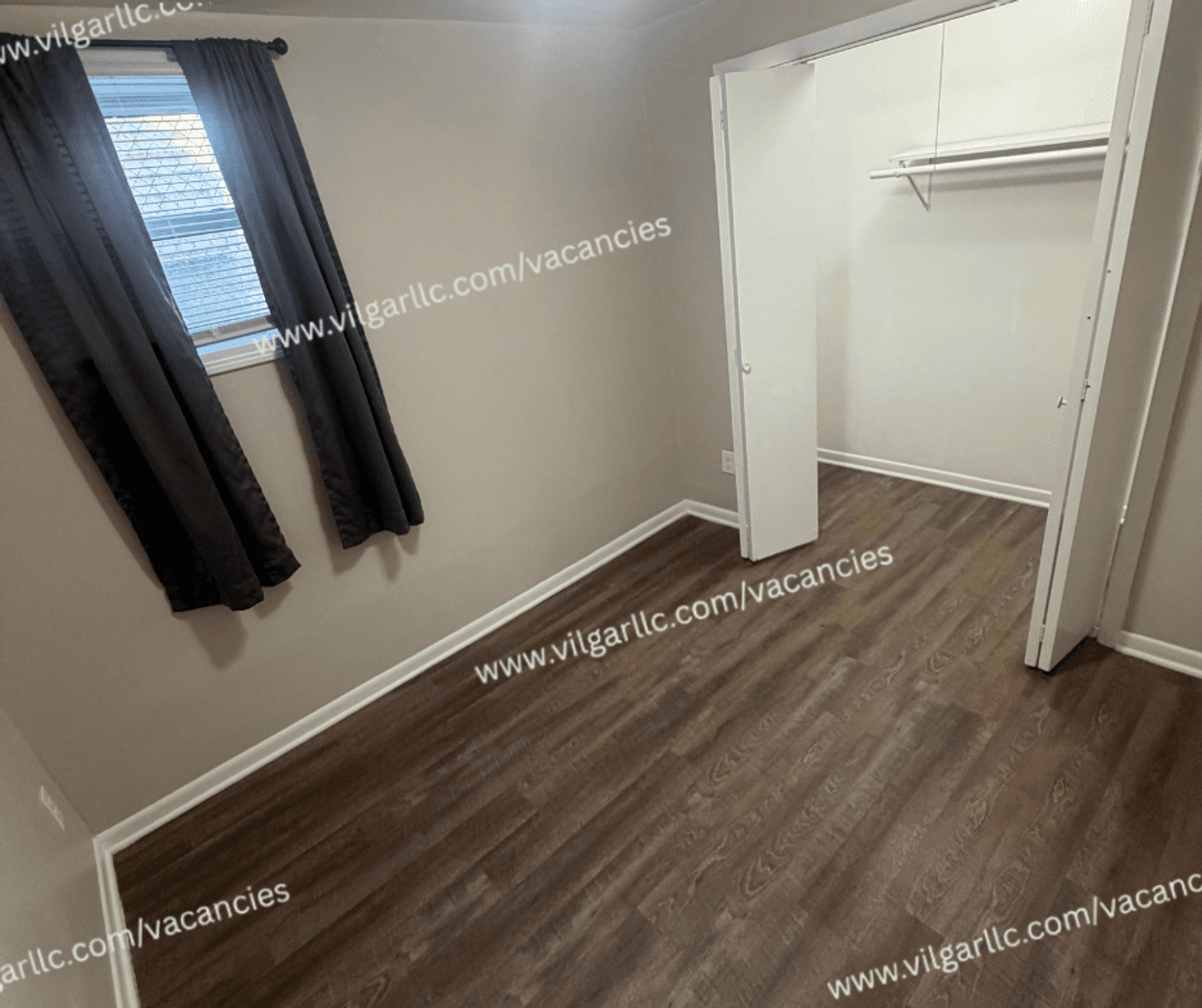 East Chicago Apartment: 3931 Ivy St.