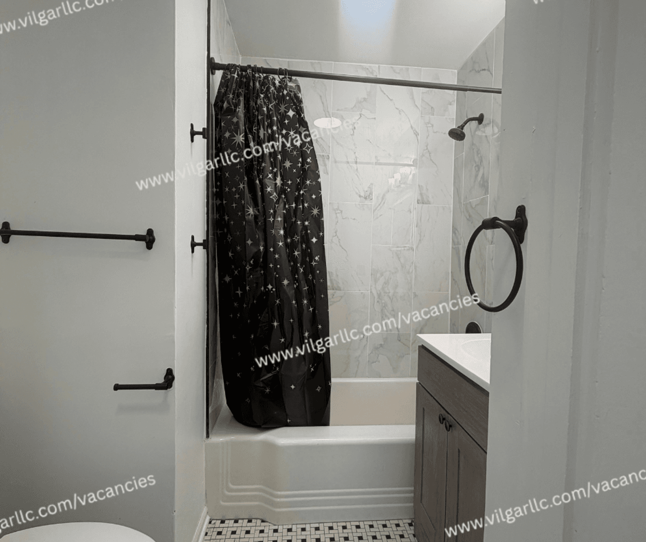 Gary House: 617 Burr St