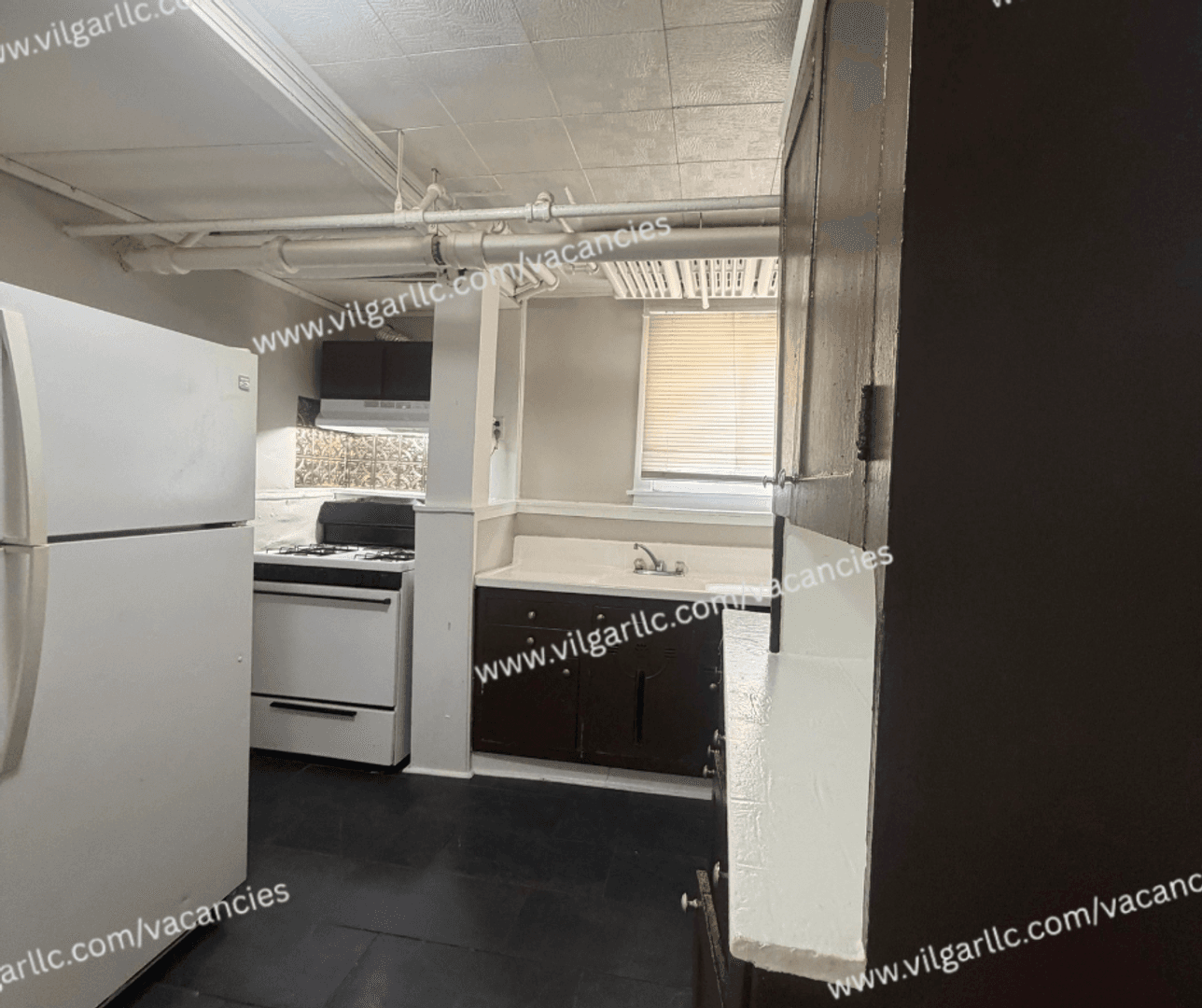 Hammond Apartment: 258 Carroll St
