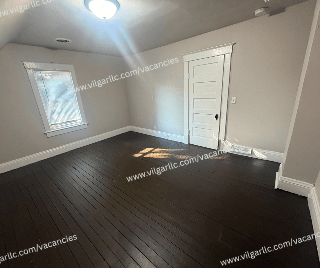 Gary Apartment: 1126 Rutledge St.