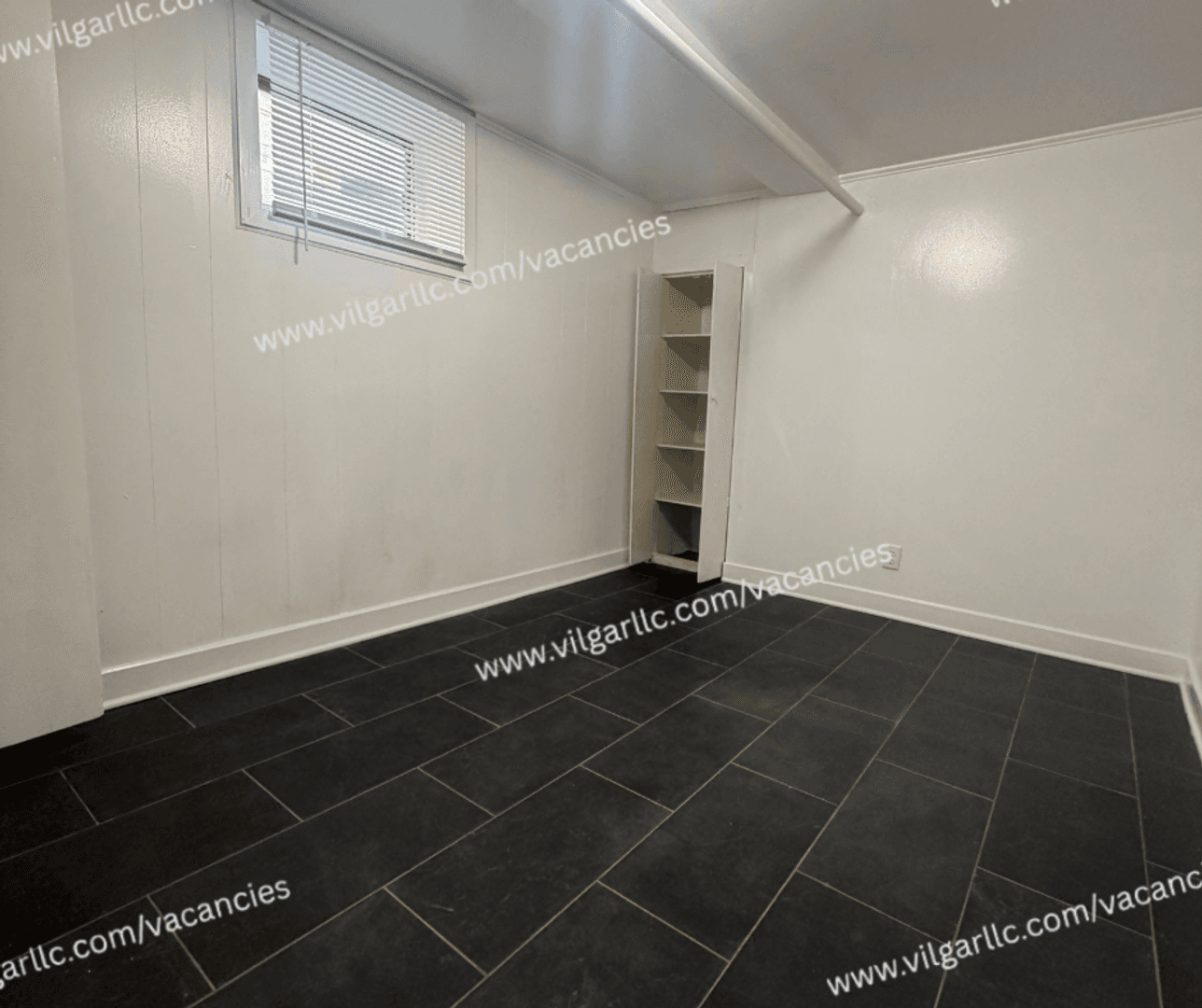 East Chicago Apartment: 4840 Indianapolis Blvd