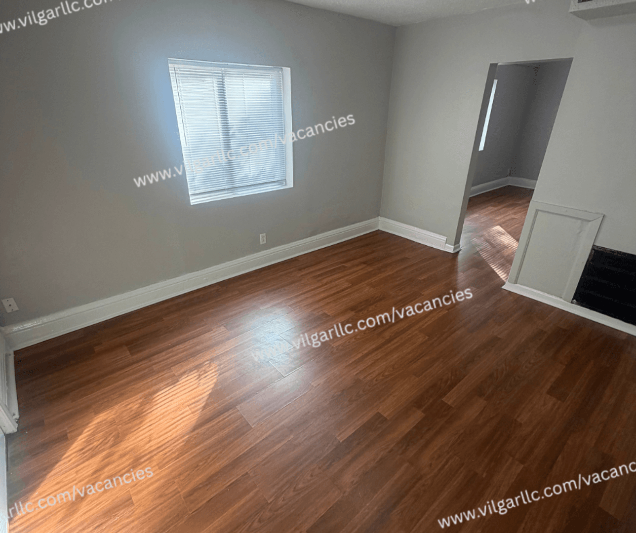 East Chicago Apartment: 5006 Magoun