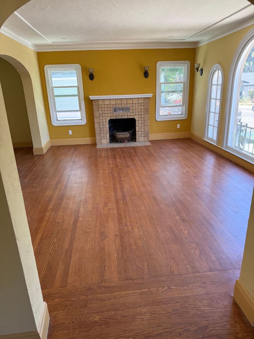 Oakland Apartment: 667 65th St