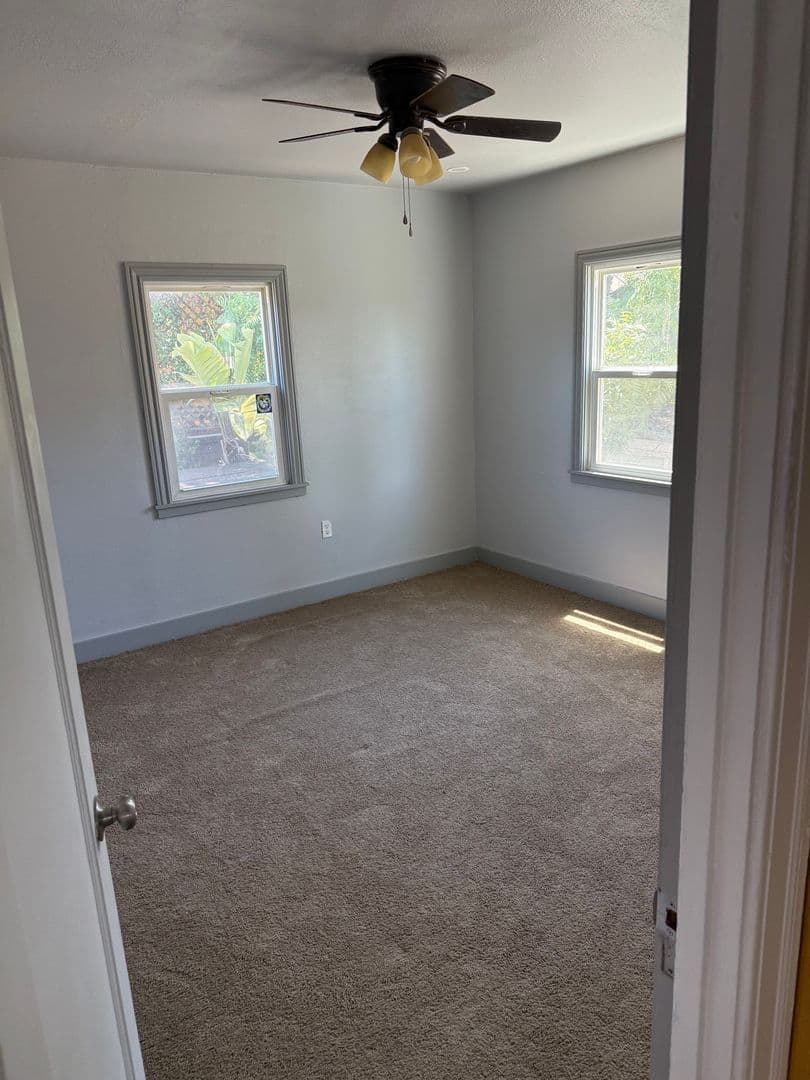 Oakland Apartment: 667 65th St