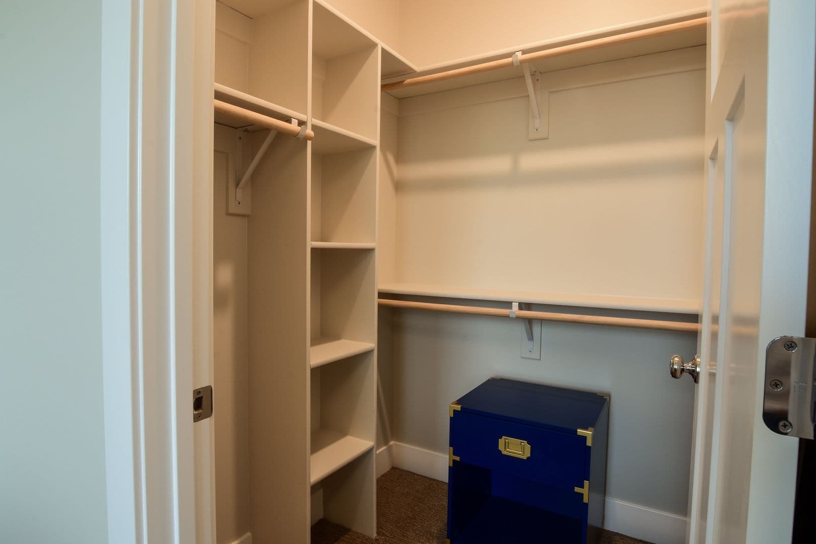Omaha Apartment: 13108 Lincoln Road