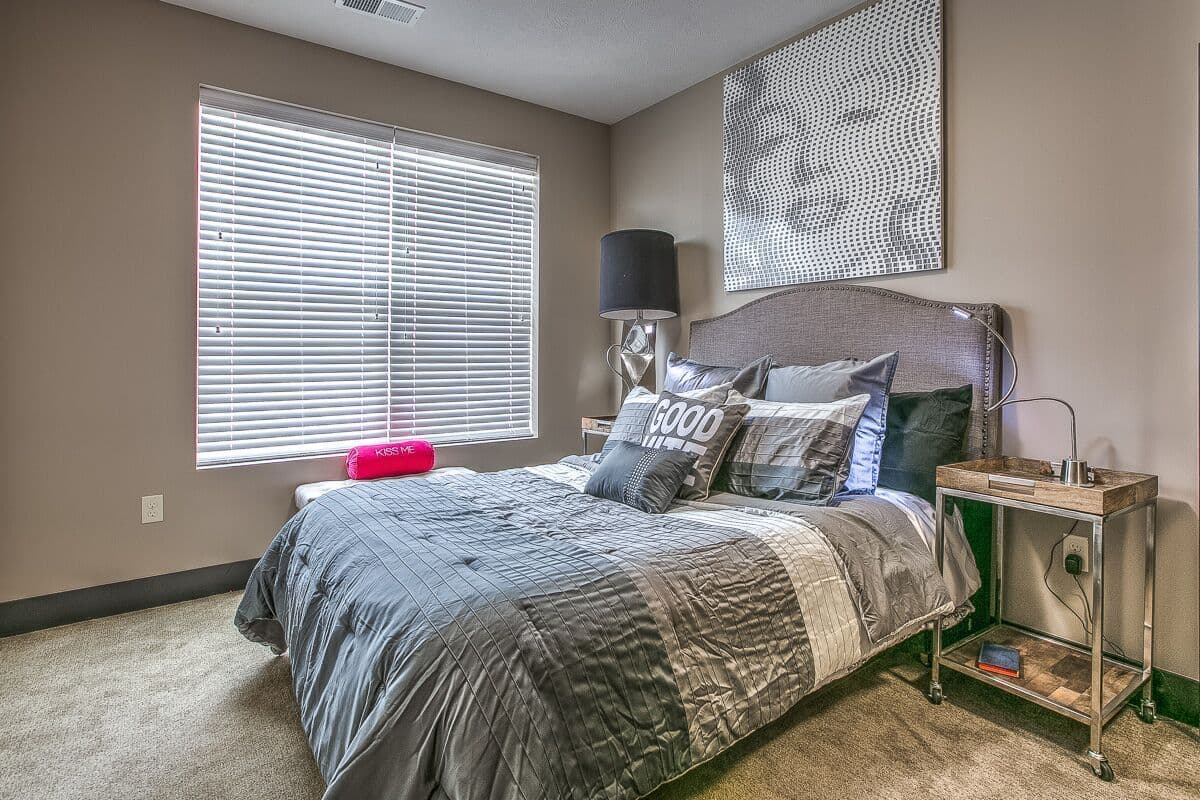 Elkhorn Apartment: 1010 N. 192nd Court, 1004 N. 192nd Court, 1011 N. 192nd Court