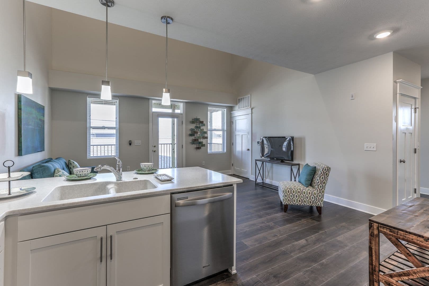 Omaha Apartment: 13178 Lincoln Road
