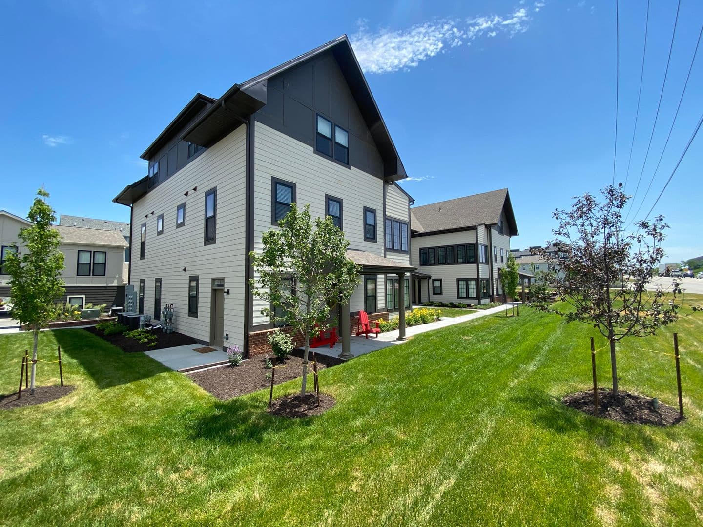 Omaha Apartment: 13178 Lincoln Road